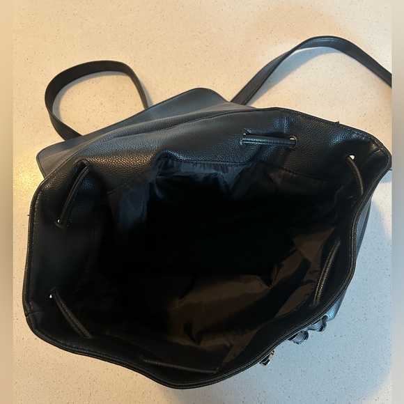 VS Black Leather Backpack! 🖤🎒 - Picture 5 of 5